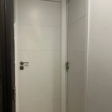 Happy בית הארחה