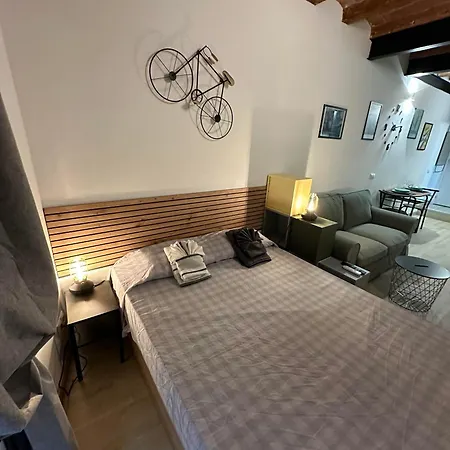 Pensión Happy Barcelona